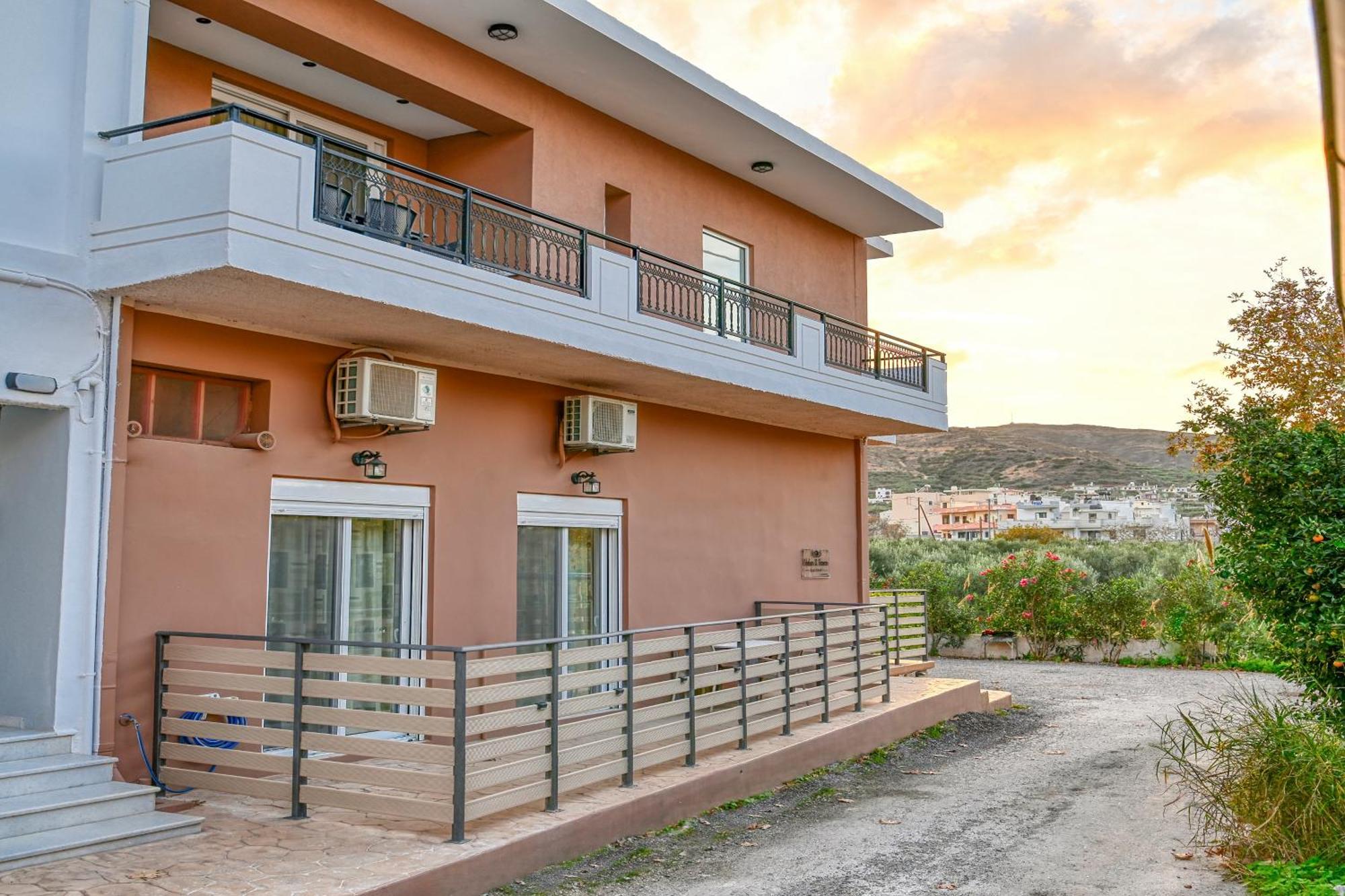 Stelios & Stavros Apartment Kíssamos Exteriör bild